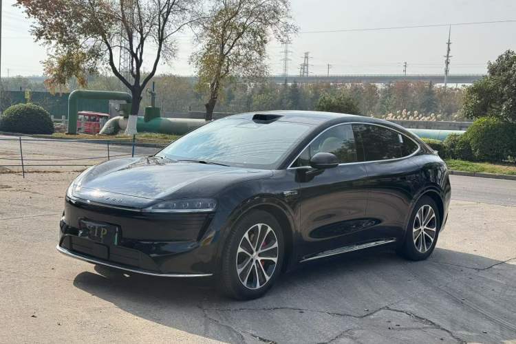 Used Hima Luxeed R7 2024 All-Electric 736 km Ultra