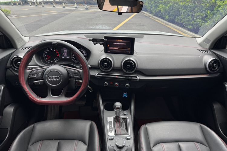 Used Audi Q2L 2023 35TFSI Progressive Dynamic Edition
