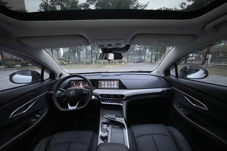 Used Changan UNI-T 2020 1.5T Prestige Version
