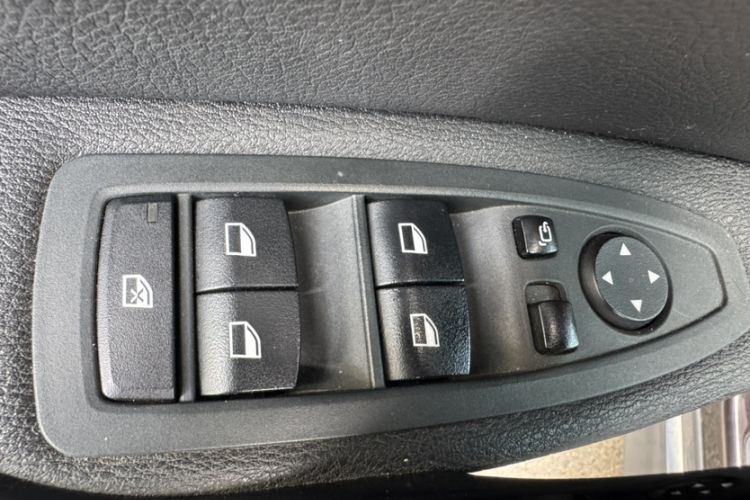 Used BMW X1 2018 sDrive20Li Leading Model
