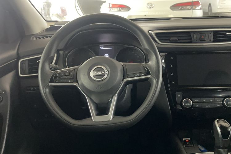 Used Nissan Qashqai 2023 Classic 2.0L CVT XV Comfort Edition
