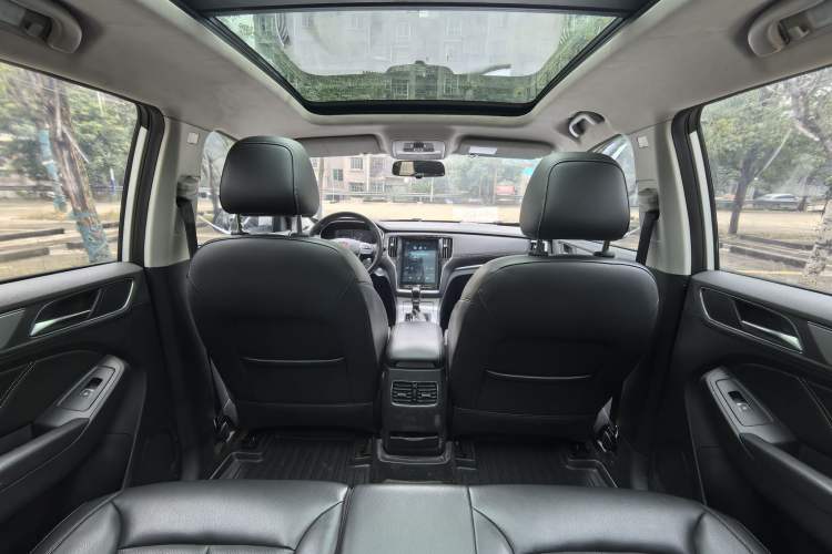 Used Roewe RX5 2016 20T Two-Wheel Drive Automatic Internet Smart Edition