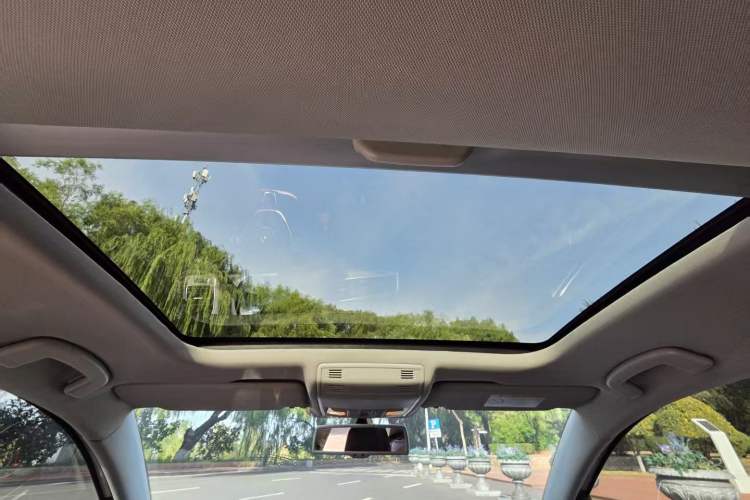 Used Volkswagen Golf 2015 1.4TSI Automatic Luxury Model
