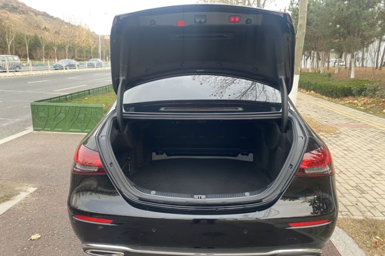 Used Mercedes-Benz E-Class 2022 Second Facelift E 300 L Fashion Edition