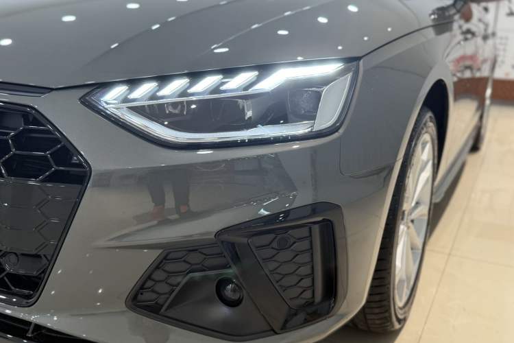 Used Audi A4 2024 Avant 40 TFSI Fashion Sport Model
