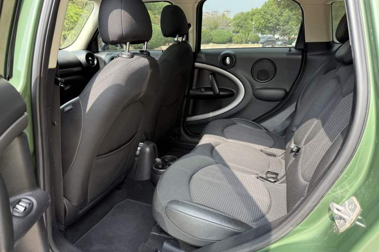 Used  Countryman 2014 1.6T COOPER ALL4 Fun
