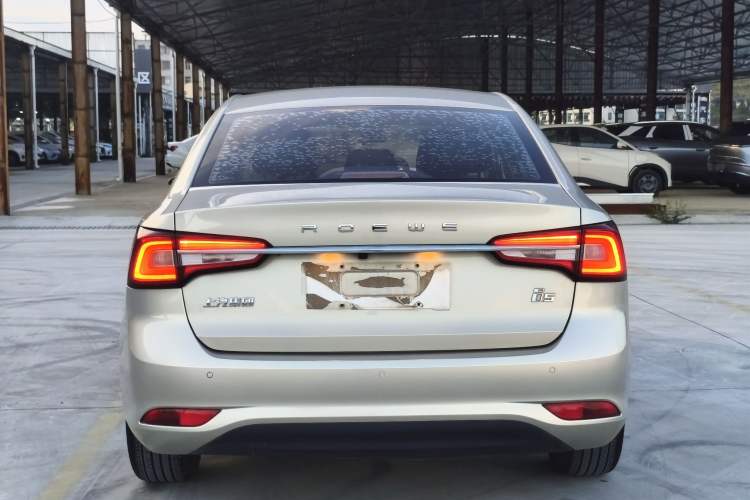 Used Roewe i5 2019 1.5L Manual 4G Connectable Langhao Edition
