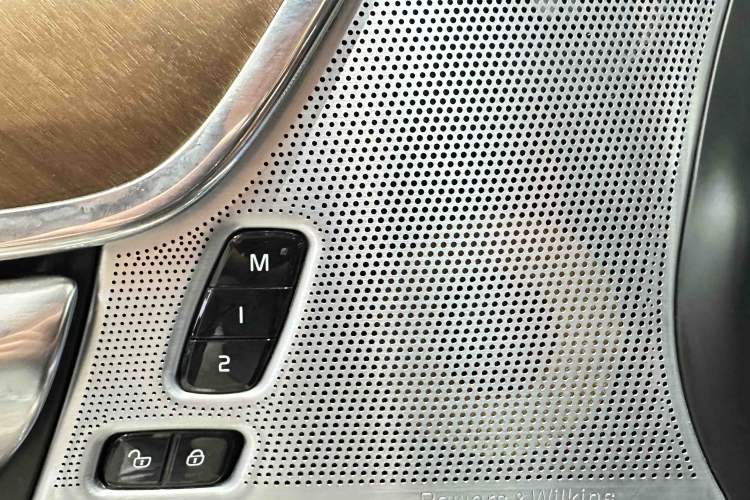 Used Volvo S90 2018 T5 Prestige Edition
