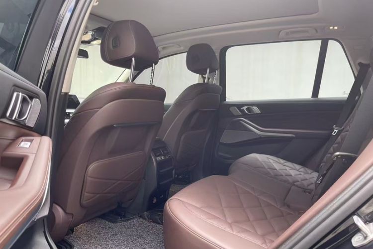 Used BMW X5 2022 Restyled xDrive 30Li Luxury Version M Sport Package
