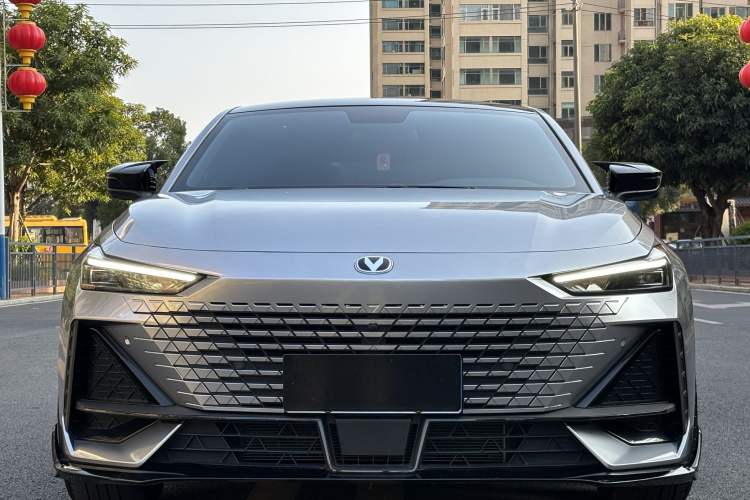 Used Changan UNI-V 2022 1.5T Sport Edition