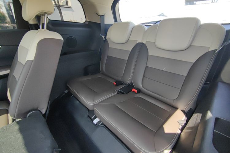 Used BYD Song MAX New Energy 2022 DM-i 105KM Prestige Model
