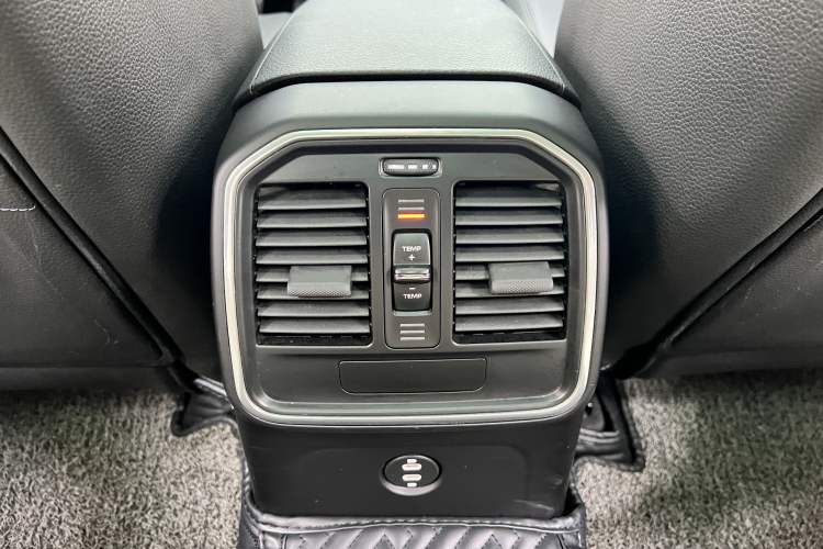 Used Porsche Macan 2020 Macan 2.0T