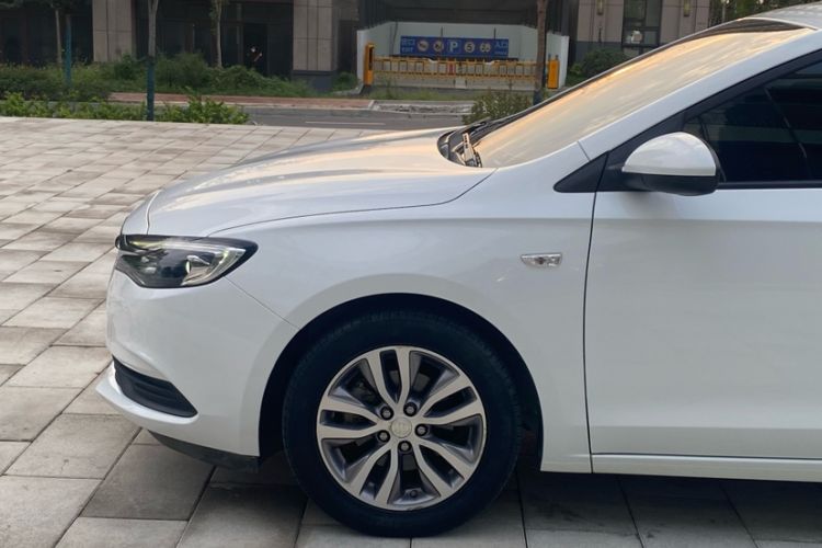 Used Buick GT 2019 18T Automatic Connected Elite Model China VI Standard
