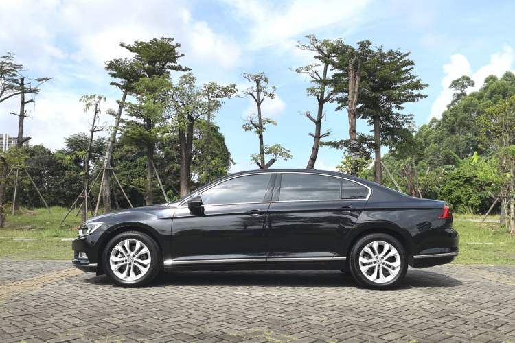 Used Volkswagen Magotan 2019 330TSI DSG Luxury Version China VI Standard
