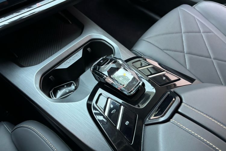 Used Cowin Kunlun 2025 1.5T Peak Edition 5 Seats
