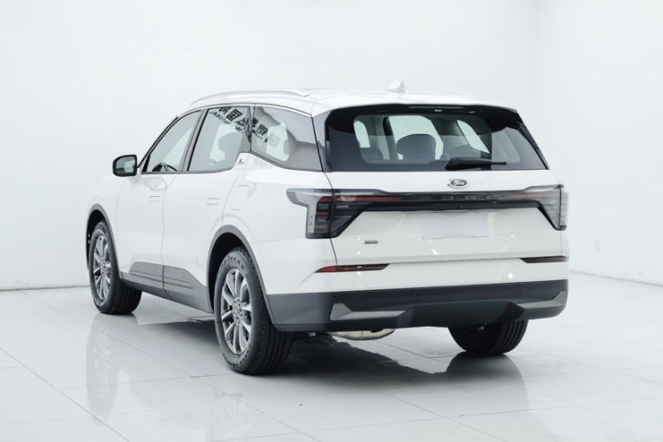 Used Ford Edge 2025 Ford Explorer L 2.0T EcoBoost E-Hybrid Two-Wheel Drive 7-Seater Fashion Edition
