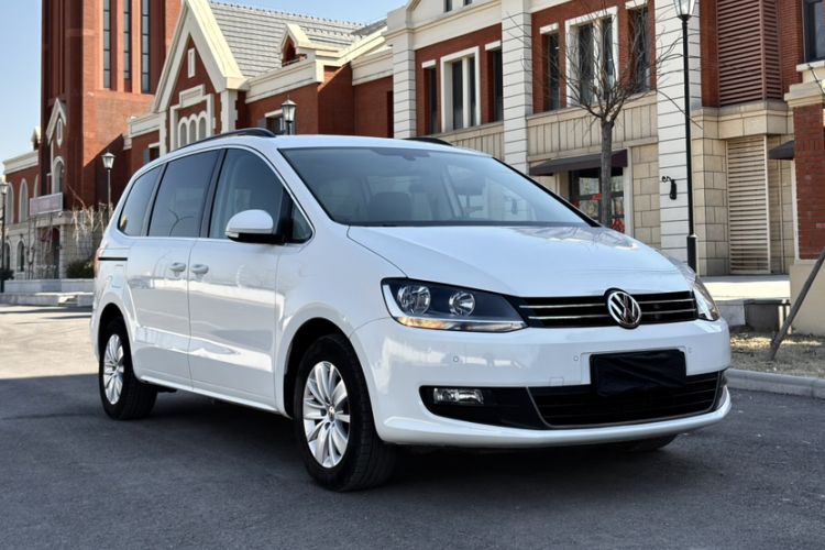Used Volkswagen Sharan 2013 1.8TSI Standard Model
