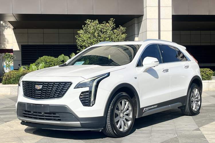 Used Cadillac XT4 2020 28T Two-Wheel-Drive Leading Version