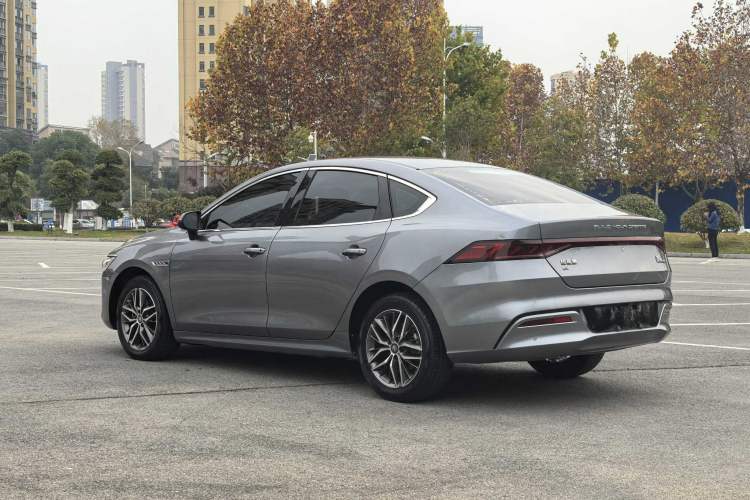 Used BYD Qin PLUS 2021 EV 400KM Luxury Model