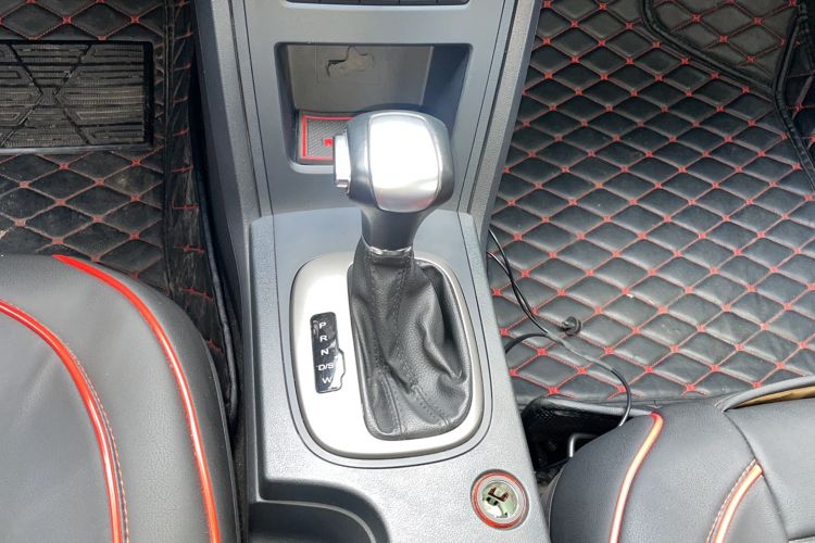 Used Roewe 350 2015 1.5L Automatic Luxury Sunroof Edition
