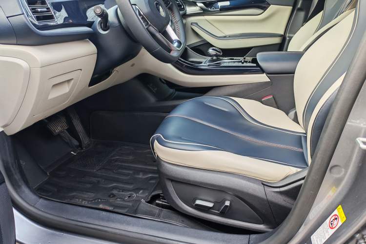 Used BYD Qin PLUS 2021 DM-i 55KM Flagship Model
