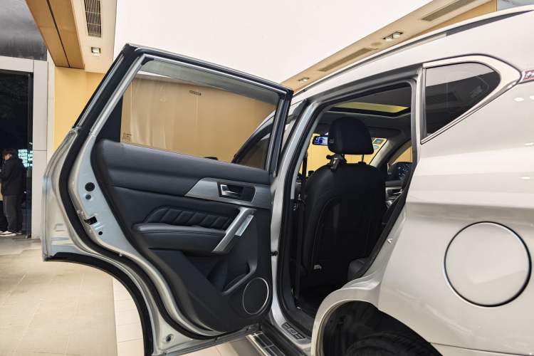 Used Haval H2 2016 Red-Label 1.5T Automatic Two-Wheel Drive Luxury Model