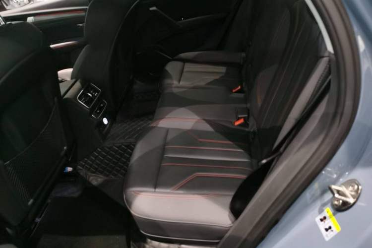 Used Audi Q5L 2022 40T RS Package Performance Model
