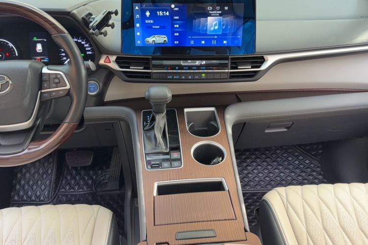 Used Toyota Sienna 2021 2.5L Hybrid Comfort Edition
