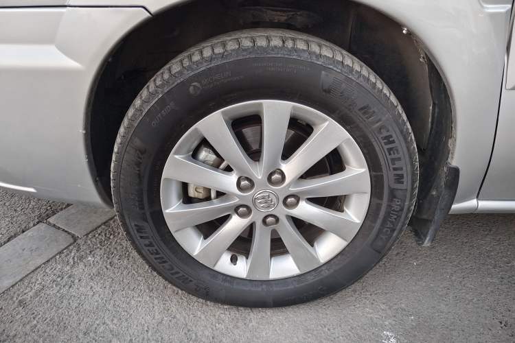 Used Buick GL8 2014 2.4L Classic Edition