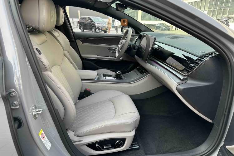 Used BYD Han 2025 EV Intelligent Driving Edition 701KM LiDAR Deluxe Model