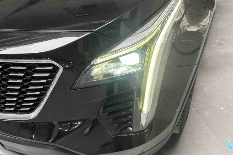 Used Cadillac XT4 2021 28T Two-Wheel Drive Leading Version
