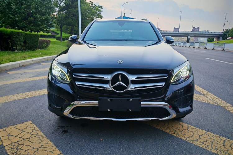 Used Mercedes-Benz GLC 2018 Facelift GLC 200 4MATIC
