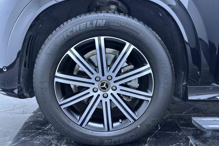 Used Mercedes-Benz GLE 2024 Refreshed GLE 350 4MATIC Stylish Edition
