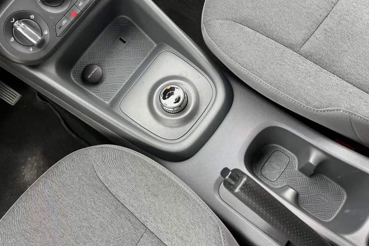 Used Wuling Hongguang New Energy 2024 All-Electric Model 300KM Standard Version
