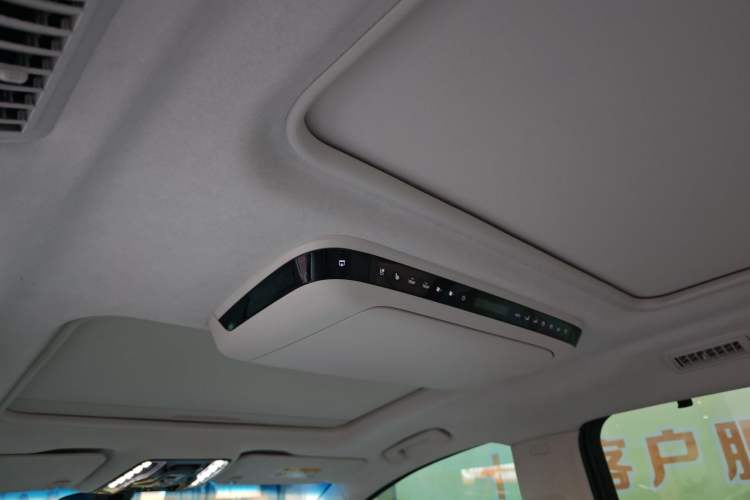 Used Buick GL8 New Energy 2024 Lu Zun Luxury Edition 7-Seater
