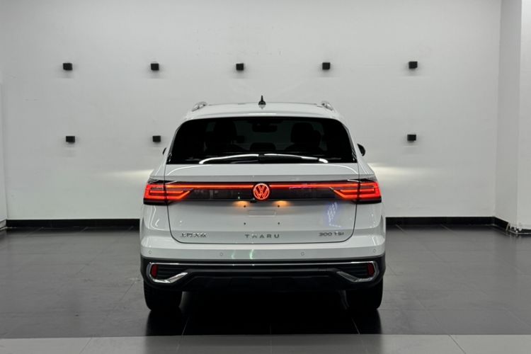 Used Volkswagen Tharu 2023 300TSI Two-Wheel-Drive Moonlight Edition
