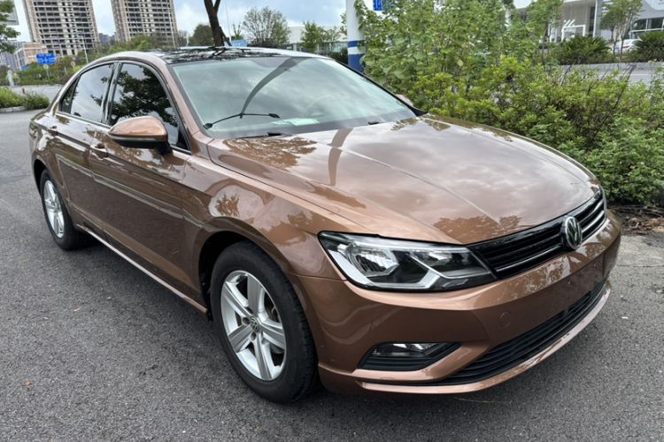 Used Volkswagen Lamando 2017 230TSI DSG Fashion Edition
