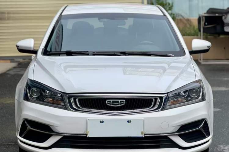 Used Geely Auto Emgrand 2019 Leading Edition 1.5L CVT Luxury Model China VI Standard
