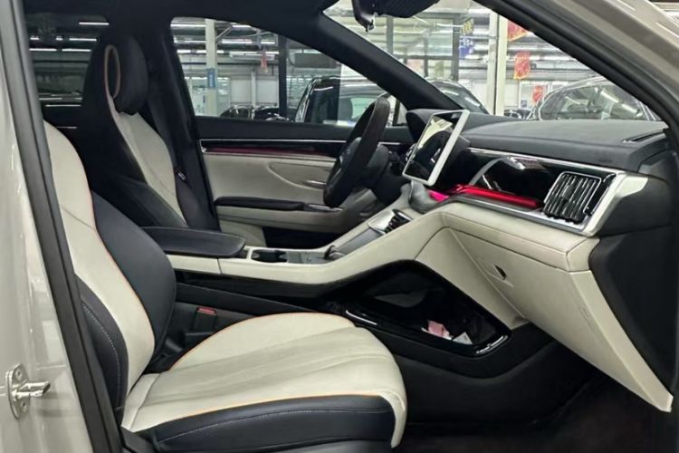 Used BYD Song PLUS New Energy 2023 Champion Edition DM-i 110KM Flagship PLUS
