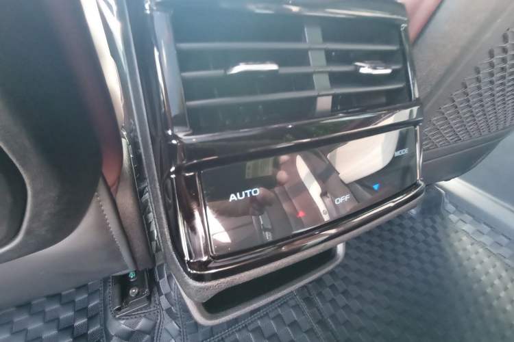 Used Geely Auto Monjaro L 2021 2.0TD DCT EVO Two-Wheel Drive Smart Luxury Version
