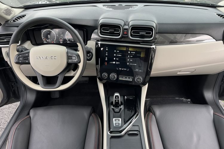 Used Lynk & Co 02 2019 1.5T DCT Two-Wheel Drive Zhaoban Version China VI Standard