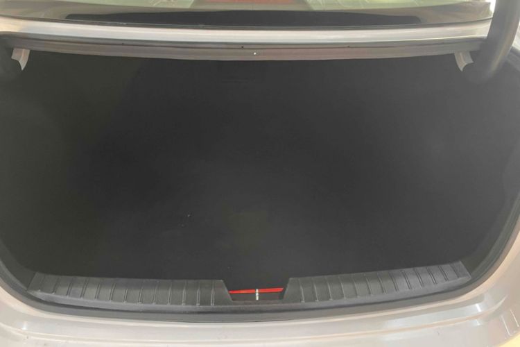 Used Kia K5 2015 2.0L Automatic LUX
