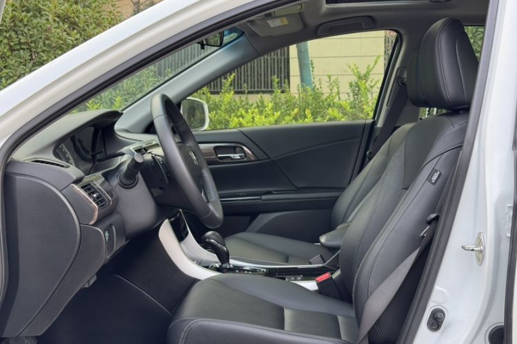 Used Honda Accord 2016 2.4L Comfort Edition
