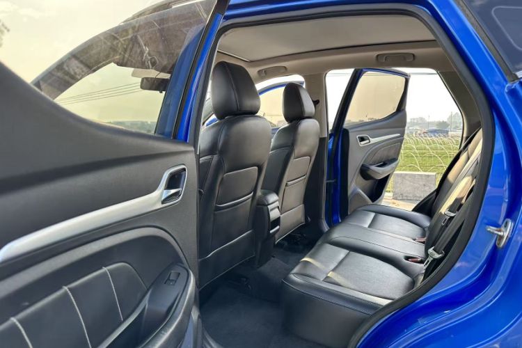 Used MG ZS 2017 1.5L Automatic Luxury Edition
