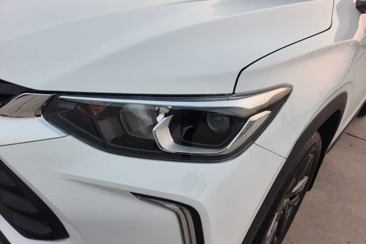 Used Chevrolet Trax 2021 325T Automatic Fun Edition China VI Standard
