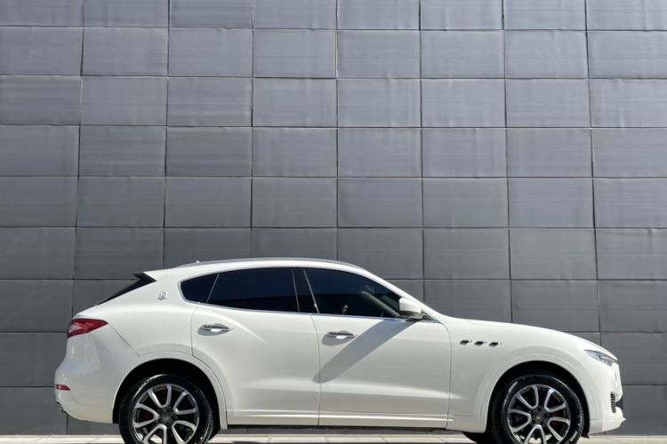 Used Maserati Levante 2016 3.0T Standard Edition
