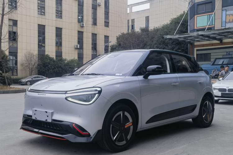 Used Dongfeng NAMMI 01 2024 Co-Creation Edition – Co-Creation WE Version