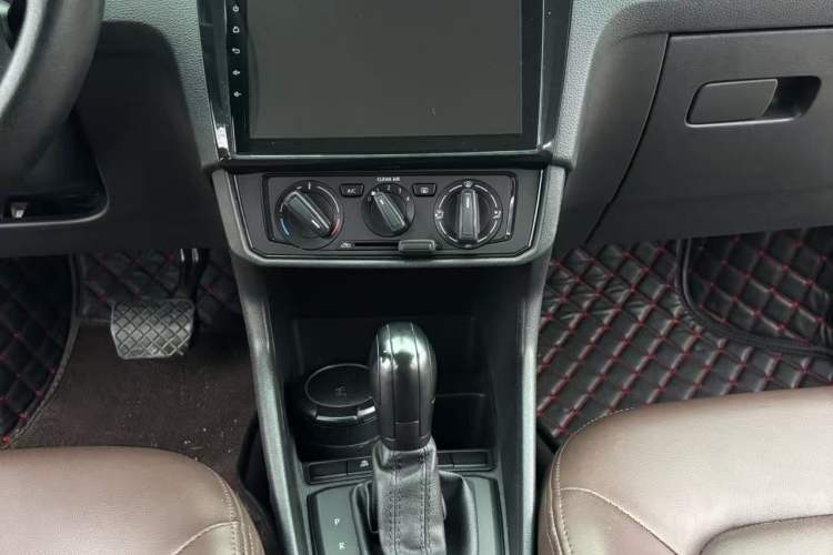 Used Volkswagen Santana 2021 1.5L Automatic Fashion Edition