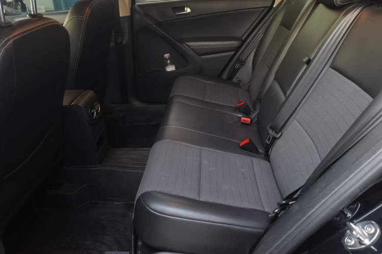 Used Volkswagen Tiguan 2016 280TSI Automatic Two-Wheel-Drive Silk Road Style Edition
