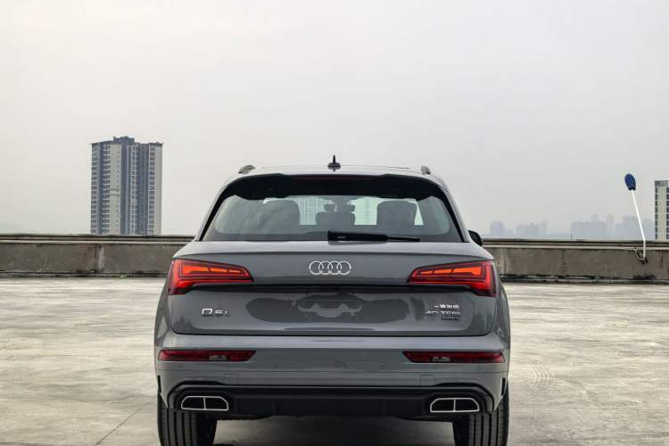 Used Audi Q5L 2025 quattro 45th Anniversary Edition 40 TFSI Luxury Dynamic Model
